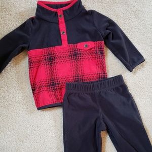 NWOT 2 pc fleece set 9-12 months